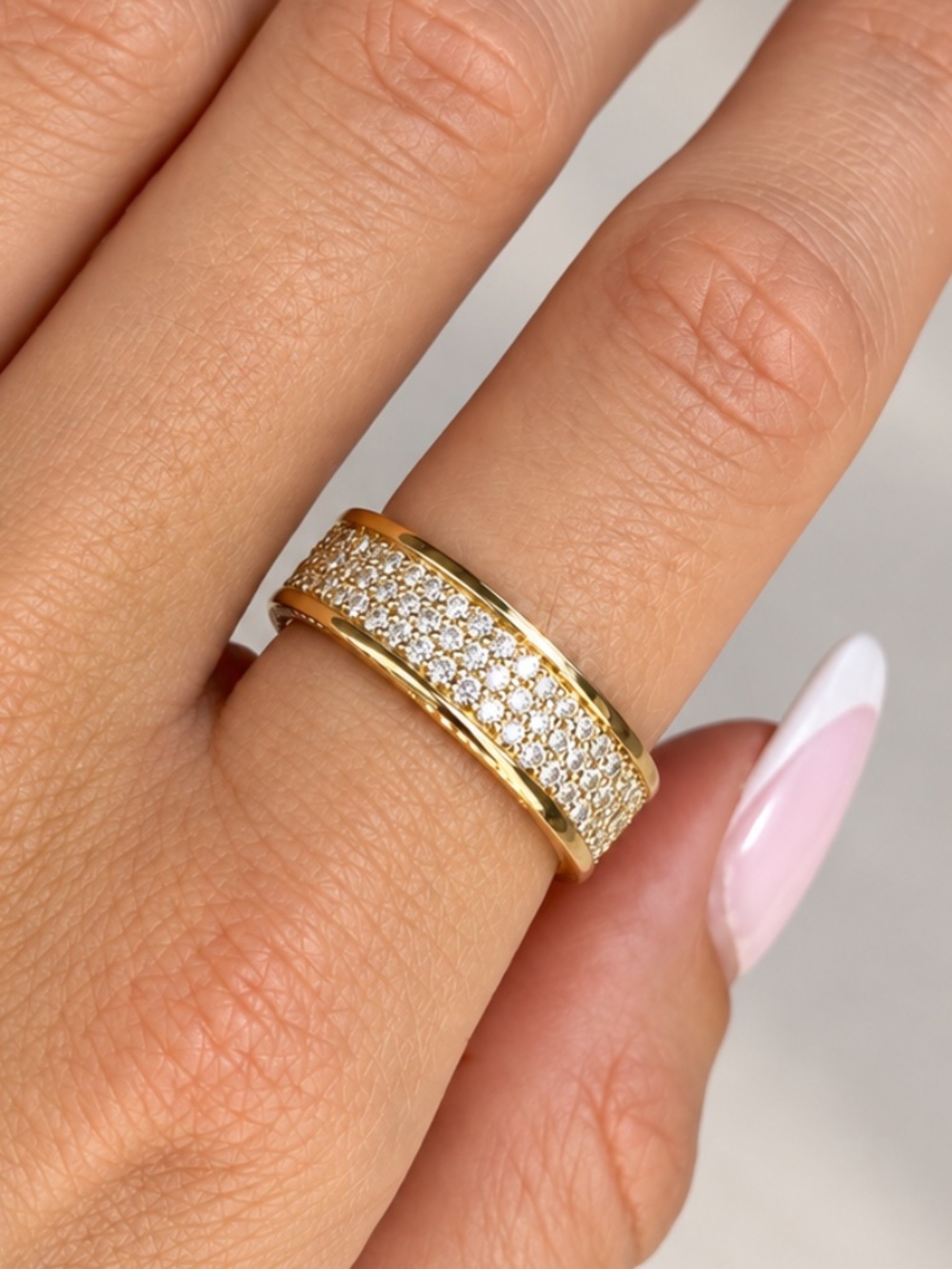 18K Yellow Gold Wide Pave Diamond Band Ring - Size 8.5–9 (9.37g)